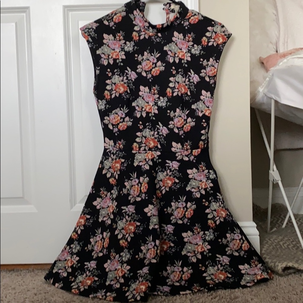 Forever 21 High Neck Dress with floral pattern